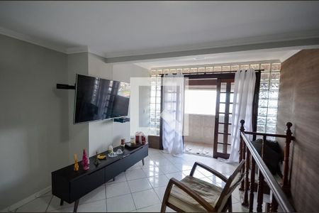 Apartamento à venda com 180m², 4 quartos e 2 vagas Apartamento à venda com 180m², 4 quartos e 2 vagasTerraço