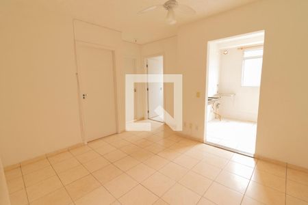 Sala de apartamento para alugar com 2 quartos, 42m² em Banco de Areia, Mesquita