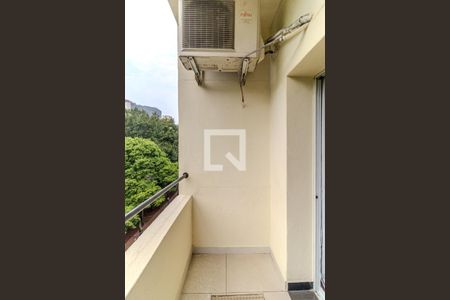 Varanda de kitnet/studio para alugar com 1 quarto, 32m² em República, São Paulo