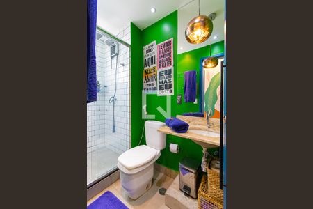 Apartamento à venda com 60m², 2 quartos e 1 vagaBanheiro Social