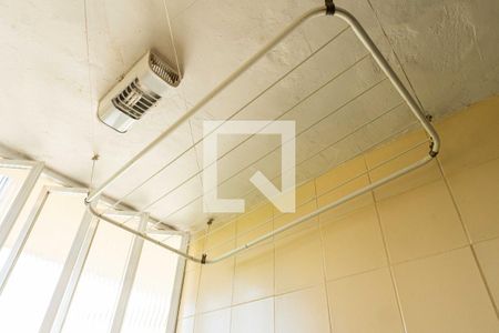 Apartamento à venda com 50m², 2 quartos e 1 vaga Apartamento à venda com 50m², 2 quartos e 1 vagaCozinha e Área de Serviço