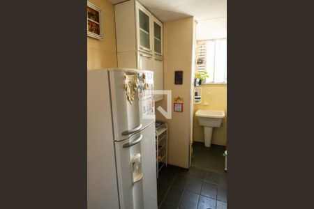 Apartamento à venda com 50m², 2 quartos e 1 vaga Apartamento à venda com 50m², 2 quartos e 1 vagaCozinha e Área de Serviço