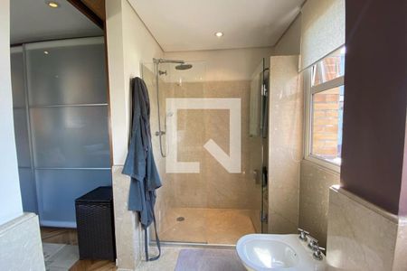 Apartamento à venda com 189m², 2 quartos e 4 vagasBanheiro da Suíte 1