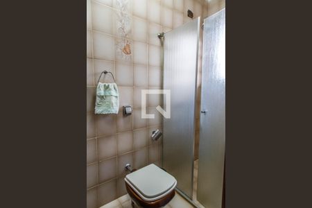 Casa à venda com 289m², 6 quartos e 6 vagas Casa à venda com 289m², 6 quartos e 6 vagasBanheiro Suíte 4