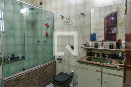 Casa à venda com 289m², 6 quartos e 6 vagas Casa à venda com 289m², 6 quartos e 6 vagasBanheiro Suíte 1