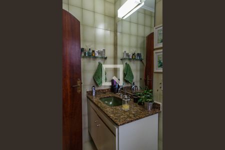 Casa à venda com 289m², 6 quartos e 6 vagas Casa à venda com 289m², 6 quartos e 6 vagasBanheiro Suíte 3