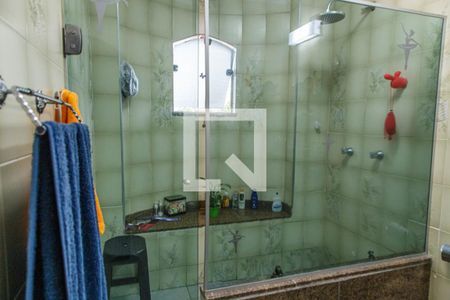 Casa à venda com 289m², 6 quartos e 6 vagas Casa à venda com 289m², 6 quartos e 6 vagasBanheiro Suíte 1