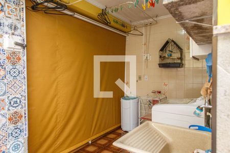 Casa à venda com 289m², 6 quartos e 6 vagas Casa à venda com 289m², 6 quartos e 6 vagasÁrea de Serviço