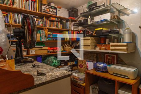 Casa à venda com 289m², 6 quartos e 6 vagas Casa à venda com 289m², 6 quartos e 6 vagasQuarto de Serviço 2