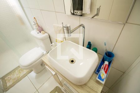 Casa à venda com 175m², 3 quartos e sem vaga Casa à venda com 175m², 3 quartos e sem vagaBanheiro