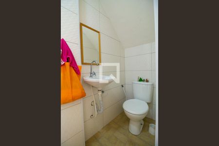 Casa à venda com 175m², 3 quartos e sem vaga Casa à venda com 175m², 3 quartos e sem vagaBanheiro de Serviço