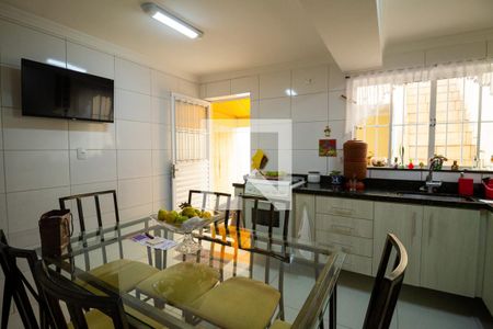 Casa à venda com 175m², 3 quartos e sem vaga Casa à venda com 175m², 3 quartos e sem vagaBanheiro