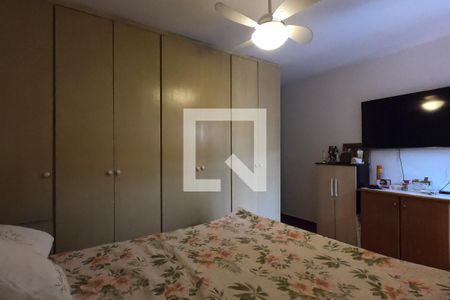 Casa à venda com 240m², 3 quartos e 2 vagas Casa à venda com 240m², 3 quartos e 2 vagasQuarto 1