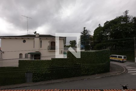 Casa à venda com 240m², 3 quartos e 2 vagas Casa à venda com 240m², 3 quartos e 2 vagasVista