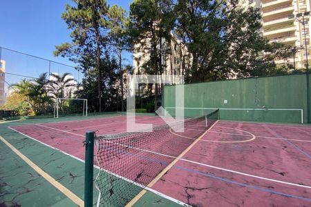 Apartamento à venda com 160m², 3 quartos e 2 vagas Apartamento à venda com 160m², 3 quartos e 2 vagasQuadra Esportiva