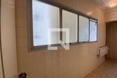 Apartamento à venda com 160m², 3 quartos e 2 vagas Apartamento à venda com 160m², 3 quartos e 2 vagasÁrea de Serviço