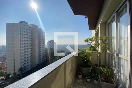 Apartamento à venda com 160m², 3 quartos e 2 vagas Apartamento à venda com 160m², 3 quartos e 2 vagasSacada