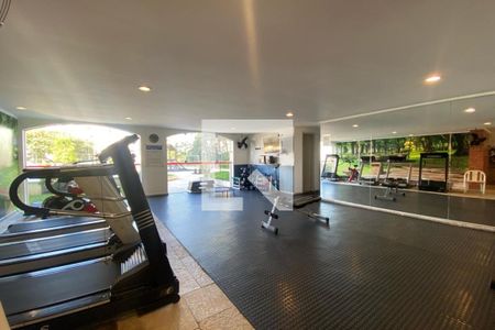 Apartamento à venda com 160m², 3 quartos e 2 vagas Apartamento à venda com 160m², 3 quartos e 2 vagasÁrea comum - Academia