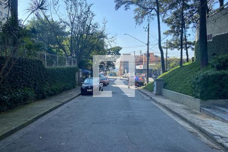 Apartamento à venda com 160m², 3 quartos e 2 vagas Apartamento à venda com 160m², 3 quartos e 2 vagasVista da Rua