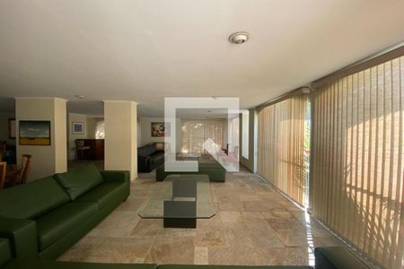 Apartamento à venda com 160m², 3 quartos e 2 vagas Apartamento à venda com 160m², 3 quartos e 2 vagasÁrea comum - Salão de festas