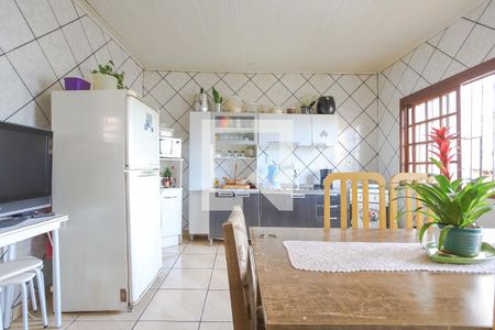 Casa à venda com 80m², 3 quartos e 2 vagasCozinha