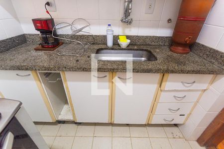 Apartamento à venda com 95m², 3 quartos e 1 vaga Apartamento à venda com 95m², 3 quartos e 1 vagaArmário da Cozinha