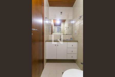 Apartamento à venda com 95m², 3 quartos e 1 vaga Apartamento à venda com 95m², 3 quartos e 1 vagaBanheiro da Suíte