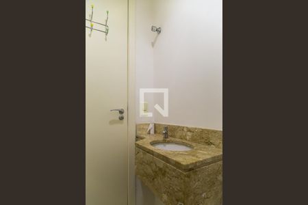 Lavabo de casa de condomínio para alugar com 3 quartos, 95m² em Vila Guarani (z Sul), São Paulo