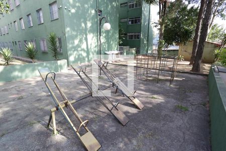 Apartamento para alugar com 54m², 3 quartos e sem vagaÁrea Comum - Playground