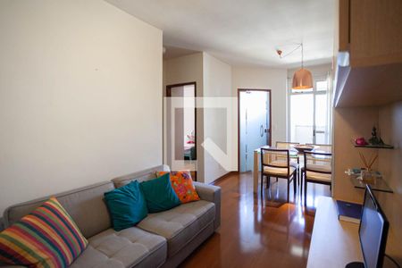 Sala de apartamento para alugar com 2 quartos, 60m² em Sion, Belo Horizonte