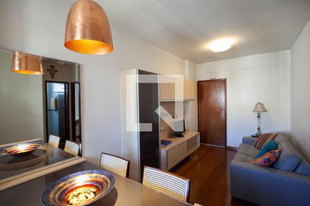 Sala de apartamento para alugar com 2 quartos, 60m² em Sion, Belo Horizonte