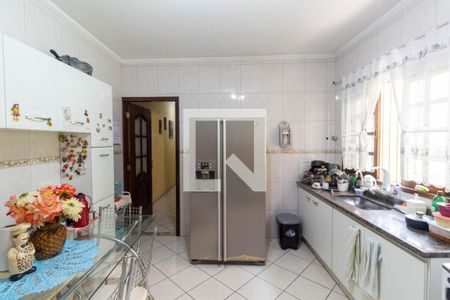 Casa à venda com 145m², 3 quartos e 2 vagas Casa à venda com 145m², 3 quartos e 2 vagasCozinha