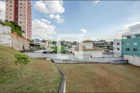 Sala 2 de apartamento à venda com 3 quartos, 108m² em Caiçaras, Belo Horizonte