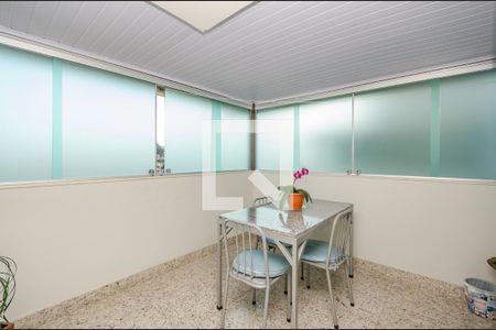 Sala 2 de apartamento à venda com 3 quartos, 108m² em Caiçaras, Belo Horizonte