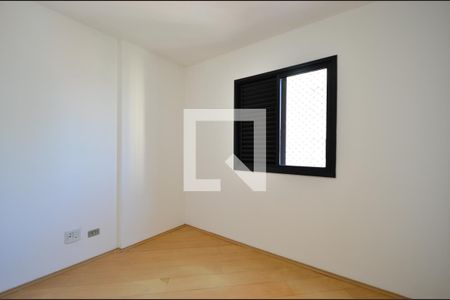 Quarto de apartamento para alugar com 2 quartos, 56m² em Vila Guarani (z Sul), São Paulo