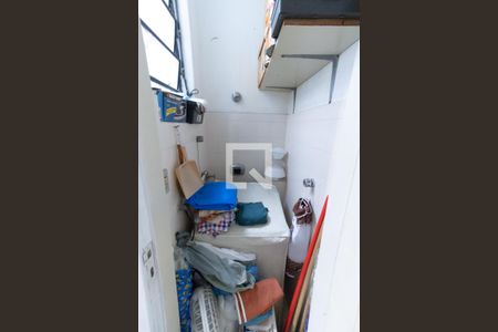 Apartamento à venda com 54m², 1 quarto e sem vaga Apartamento à venda com 54m², 1 quarto e sem vagaBanheiro de Serviço