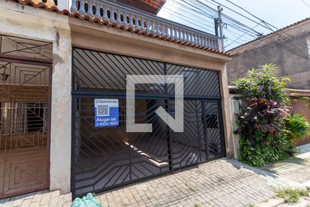 Casa à venda com 250m², 2 quartos e 2 vagasFachada