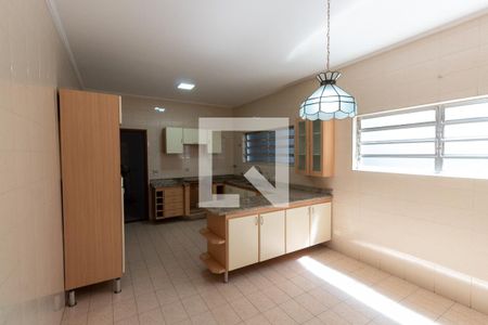 Casa à venda com 250m², 2 quartos e 2 vagasCozinha