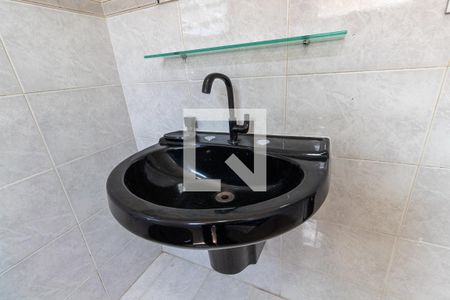 Casa à venda com 250m², 2 quartos e 2 vagasBanheiro da Suíte 2