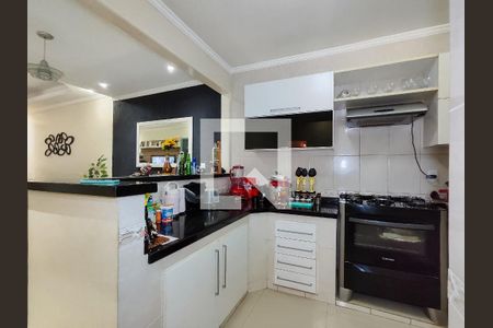 Casa à venda com 210m², 4 quartos e 1 vaga Casa à venda com 210m², 4 quartos e 1 vagaCozinha