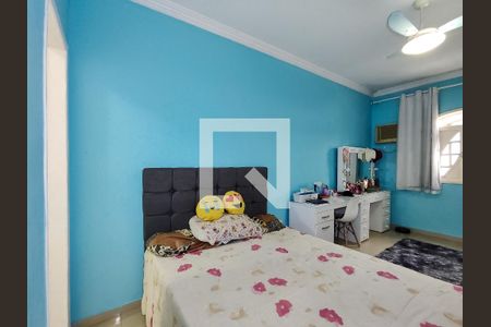 Casa à venda com 210m², 4 quartos e 1 vaga Casa à venda com 210m², 4 quartos e 1 vagaSuíte 2