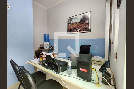 Casa à venda com 210m², 4 quartos e 1 vaga Casa à venda com 210m², 4 quartos e 1 vagaSuíte 3