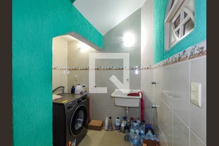 Casa à venda com 210m², 4 quartos e 1 vaga Casa à venda com 210m², 4 quartos e 1 vagaÁrea de Serviço