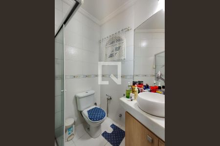 Casa à venda com 210m², 4 quartos e 1 vaga Casa à venda com 210m², 4 quartos e 1 vagaBanheiro da Suíte 1