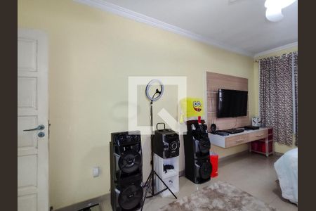 Casa à venda com 210m², 4 quartos e 1 vaga Casa à venda com 210m², 4 quartos e 1 vagaSuíte 1