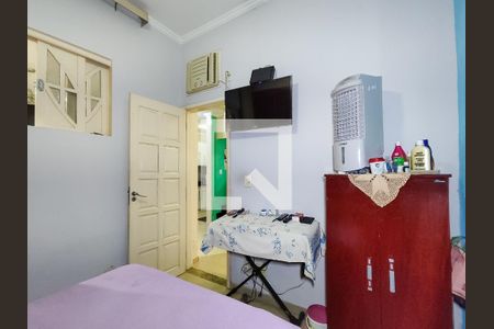 Casa à venda com 210m², 4 quartos e 1 vaga Casa à venda com 210m², 4 quartos e 1 vagaQuarto