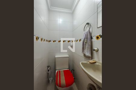 Casa à venda com 210m², 4 quartos e 1 vaga Casa à venda com 210m², 4 quartos e 1 vagaBanheiro da Suíte 3