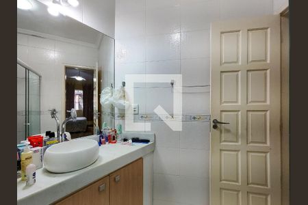 Casa à venda com 210m², 4 quartos e 1 vaga Casa à venda com 210m², 4 quartos e 1 vagaBanheiro da Suíte 1