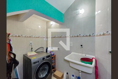 Casa à venda com 210m², 4 quartos e 1 vaga Casa à venda com 210m², 4 quartos e 1 vagaÁrea de Serviço