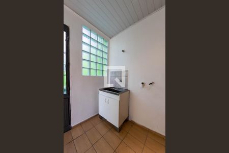 Lavanderia de casa para alugar com 2 quartos, 120m² em Vila Santa Clara, São Paulo